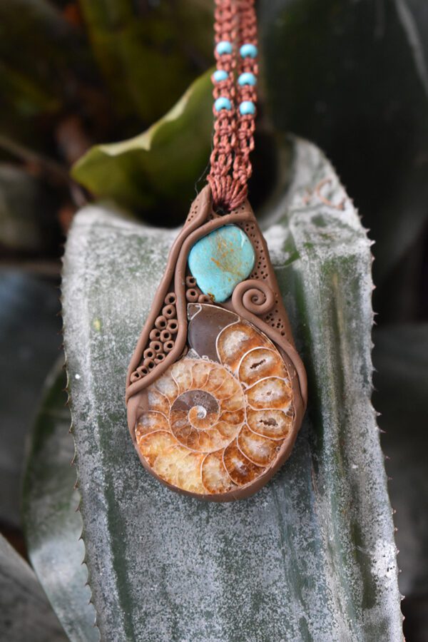 Ammonite brown Pendant